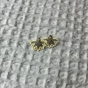 Elegant Gold Flower Earrings
